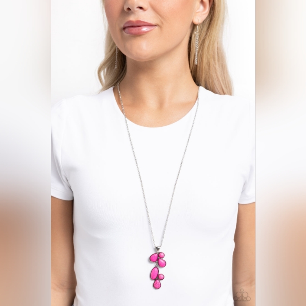 Wild Bunch Flair Necklace